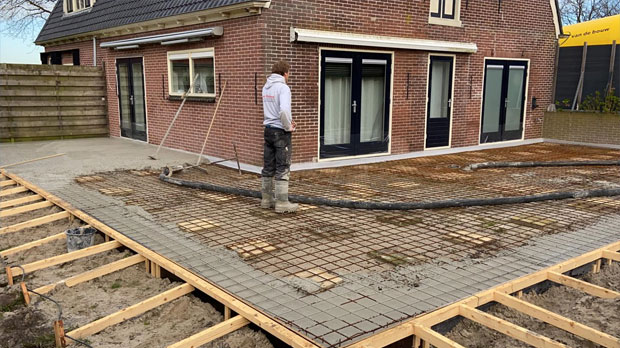 gangpad halsband systematisch Terras in beton; met een betonvloer geen onkruid meer | BouwTotaal