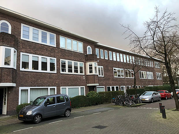 straat in wijk lombok