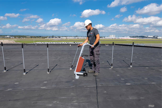 Web.BT.11.23.Carlisle.3 | BouwTotaal Het innovatieve EPDM inductiesysteem.
