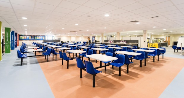 WebBT010224SnelgebouwdPremierModular5 | BouwTotaal De standaard modulaire units hebben een hoogte tot 2,70 meter. De hogere plafonds zorgen voor veel comfort. Met de units zijn ook grote open ruimtes voor zeer verschillende doeleinden te maken.