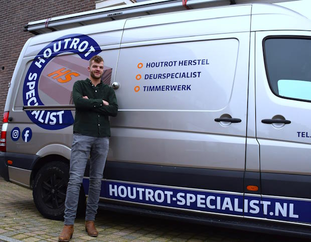 WebHS-houtrotspecialist | BouwTotaal Henry Stuurman van HS Houtrot Specialist