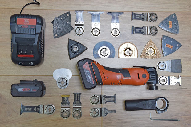 WebBT070824ToolsFein2 | BouwTotaal StarlockMax zorgt ervoor dat je op deze machine zaagblaadjes kunt zetten die niet op andere machines passen.