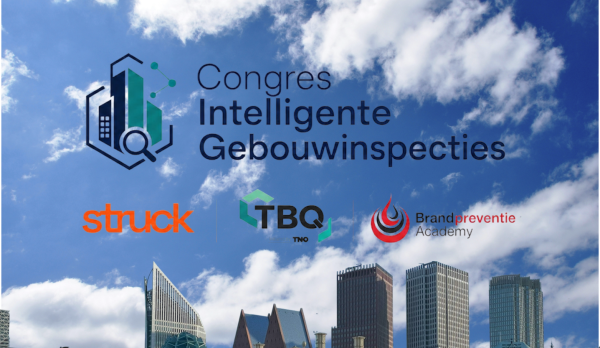 Conference banner for Congres Intelligente Gebouwinspecties with a skyline background and sponsor logos Struck, TBQ, and Brandpreventie Academy.